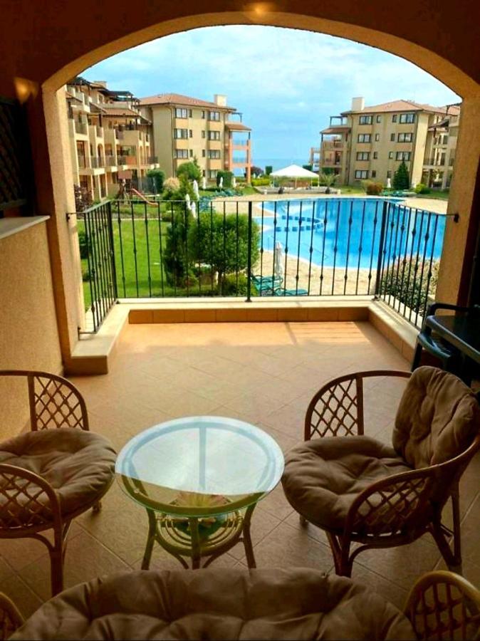 Happy Studio Sea View Topola Bagian luar foto
